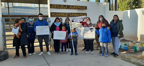 El Sol De Calingasta Villa Nueva Calingasta La Protesta Docente