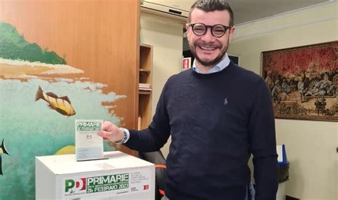 Primarie Pd Alle 13 In Puglia Hanno Votato Quasi 38mila Persone