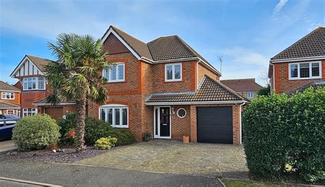 Fulmar Way Herne Bay Ct6 6lf 4 Bed Detached House For Sale £490000