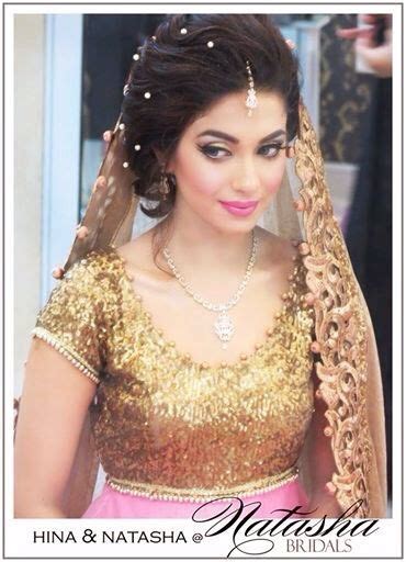 Stunning Actress Soniya Hussain Done Her Makeup From Natasha Salon For