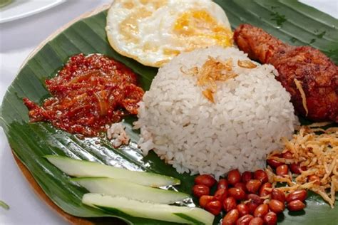 Ini 13 Rekomendasi Kuliner Makan Siang Di Surabaya Yang Murah Rasanya