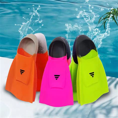 Hywys 1 Pair Silicone Diving Fins Swimming Training Professional Snorkeling Flippers Short Blade