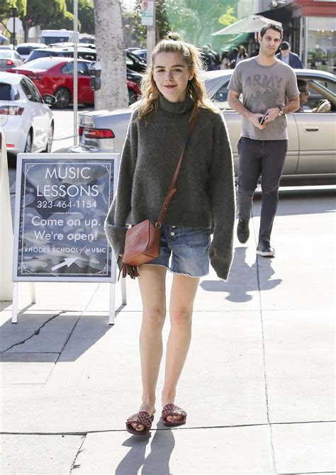 Kiernan Shipka In Jeans Shorts Gotceleb Hot Sex Picture