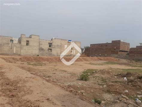 Marla Residential Plot For Sale In Peer Muhammad Colony University