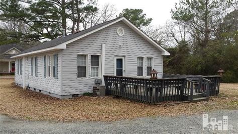 405 West St Roseboro Nc 28382 Mls 30516528 Redfin