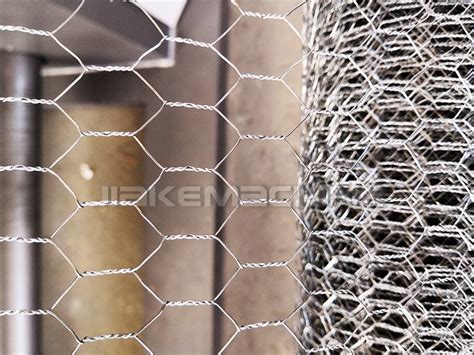 China Chicken Wire Netting Machine Manufacture And Factory Jiake