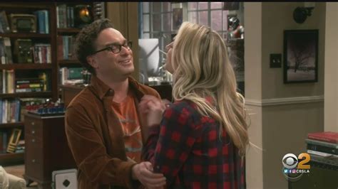 Hundreds Gather To Watch The Big Bang Theory Series Finale Youtube