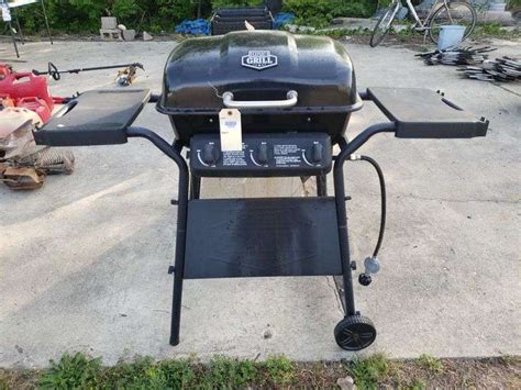 Expert Grill Propane Grill - Trice Auctions