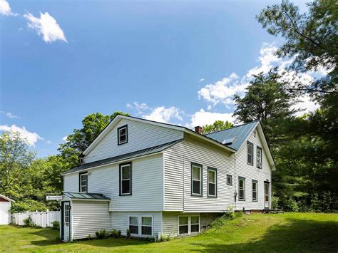 2450 North Hartland Road White River Junction Vt 05001 Zillow