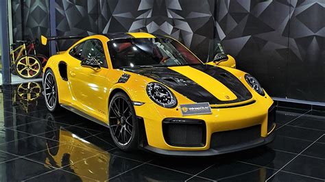 Porsche 911 GT2 RS - Stripes design | WrapStyle