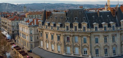 Travel by train to Valence | AVE (high-speed) trains travelling to France