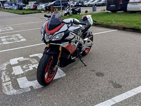 Купить б у Aprilia Tuono V4 инжектор 6 передач в Сочи чёрный naked bike 2017 года на Авто ру ID