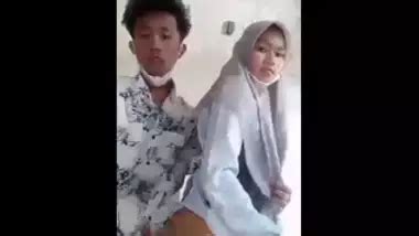 Indian Video Desi College Lover Fuck In Outdoor