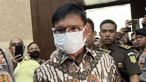 Johnny G Plate Didakwa Terima Uang Rp Miliar Dari Irwan Diserahkan