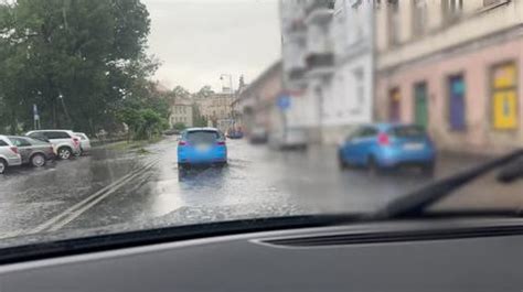 Ponad tysiąc interwencji po czwartkowych nawałnicach jedna osoba lekko