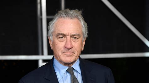 Robert DeNiro 79 tuổi chào đón đứa con thứ 7