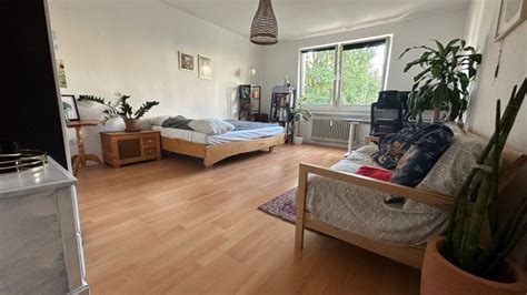 Sch Nes Gro Es Helles Zimmer In Zentraler Er Wg Wgzimmer Frankfurt