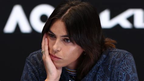 Australian Open Ajla Tomljanovic Holds Back Tears After Pulling