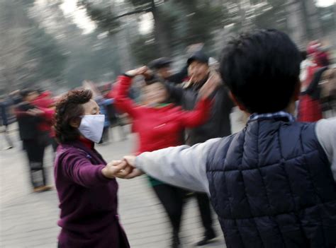 Torna Lo Smog A Pechino Entra In Vigore Un Nuovo Allarme Rosso Foto