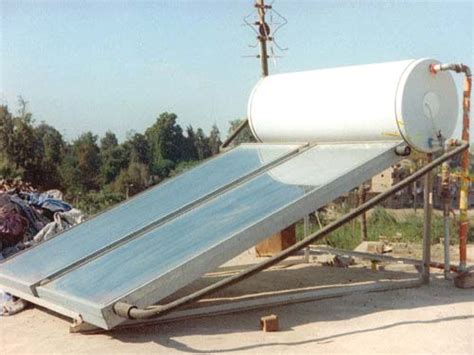 Flat Plate Collector Solar Water Heater At Best Price In Ludhiana Id 1607858