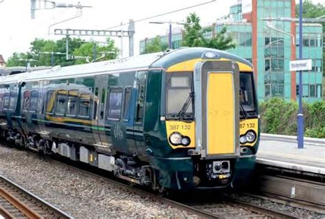 Gwr ‘387s’ Reach Maidenhead