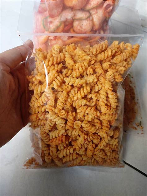 Makaroni Ulir Pedas Snack Kiloan Murah Ukuran 250 Gram Lazada Indonesia