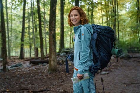 The Office Star Hikes Appalachian Trail In Listless Netflix Rom