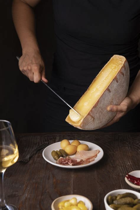 Quel Vin Avec La Raclette Le Guide 2024 Pour Choisir