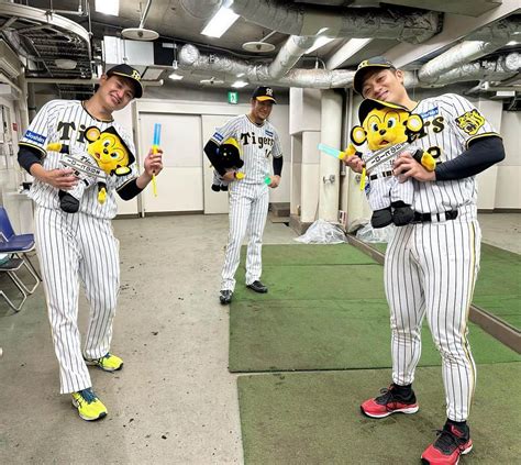 阪神タイガースさんのインスタグラム写真 阪神タイガースinstagram「今日のヒーローは大竹選手、岩貞選手、坂本選手です！ 今日の