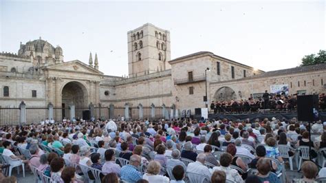 La Junta oferta más de 650 actividades culturales para octubre música