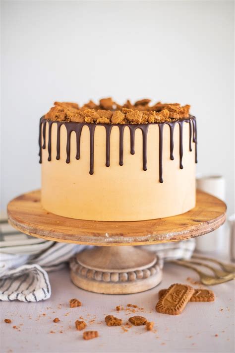 The Best Biscoff Buttercream Frosting For Cake Cake By Courtney