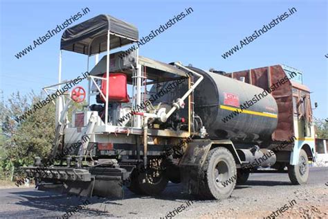 Bitumen Sprayer Bitumen Pressure Distributor Truck Mounted