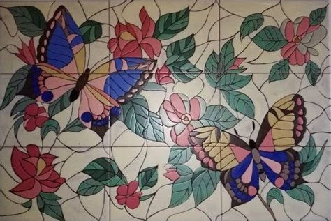 Mural cerámico Mariposas técnica cuerda seca con esmaltes satinados