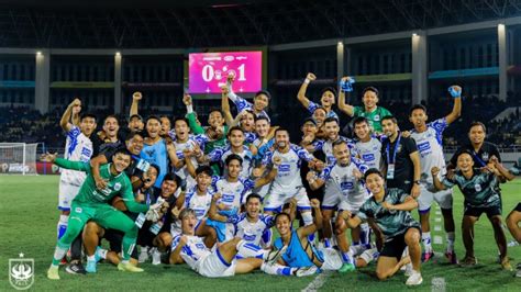 Sesi Latihan PSIS Semarang Disorot Panser Biru Snex Sosok Yang Belum