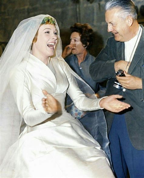 The sound of music - Julie Andrews. Wedding scene | Sound of music ...