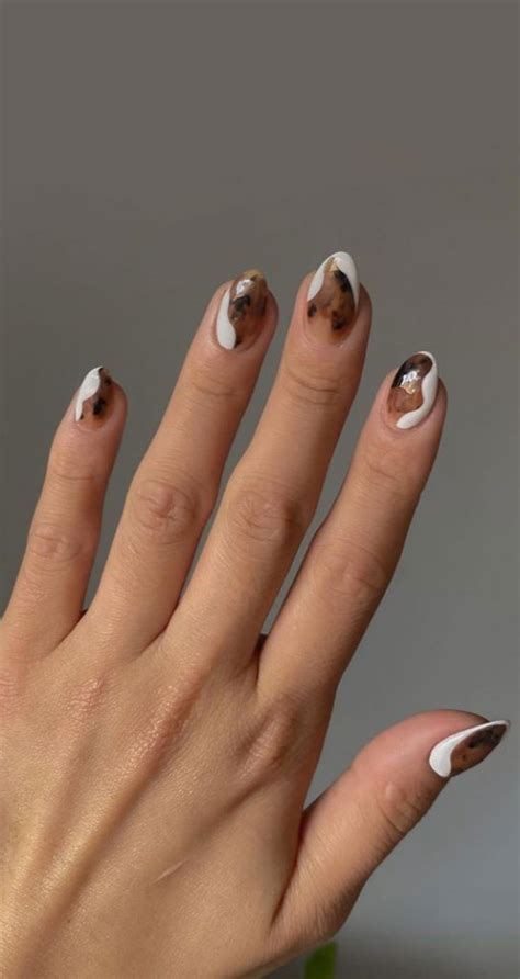 50 Trending Autumn Nail Colours And Designs Abstract Tortoiseshell Nails