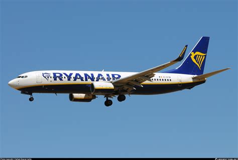 EI DYW Ryanair Boeing 737 8AS WL Photo by Rafael Álvarez Cacho ID