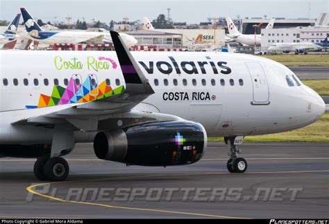 N527VL Volaris Costa Rica Airbus A320 233 WL Photo By Gabriel Mora