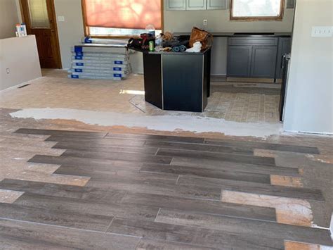 Which Direction To Lay Vinyl Plank Flooring In Multiple Rooms Floor Roma