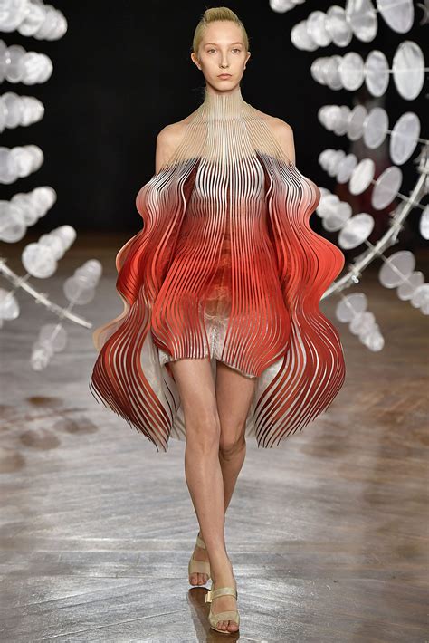 Iris Van Herpen Haute Couture Fall Paris Iris Van Herpen