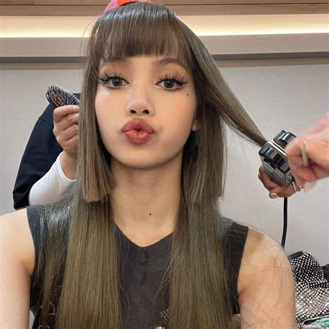 LISA BRASIL on Twitter LALINSTAGRAM Atualização de LISA em sua