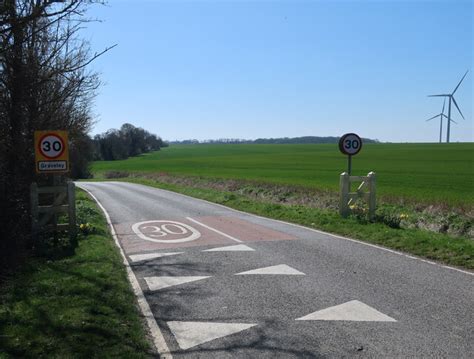 Offord Road Entering Graveley Hugh Venables Cc By Sa Geograph