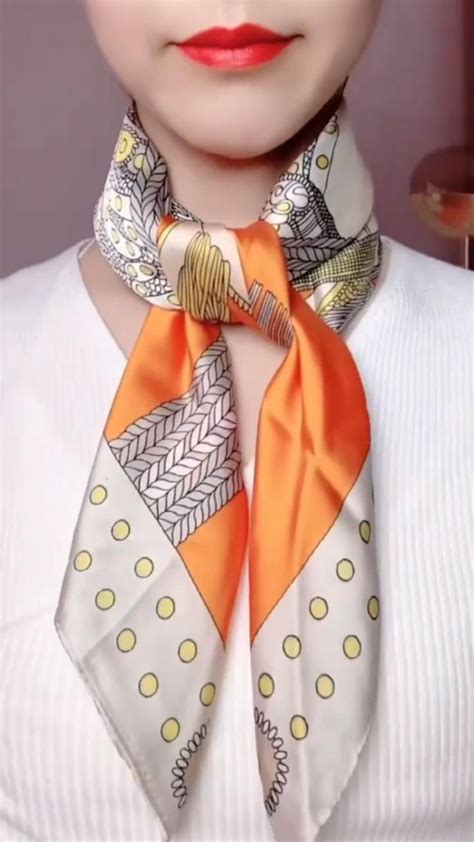 How To Tie The Perfect Bow Scarf Wearing Styles Scarf Tying Ways To Wear A Scarf