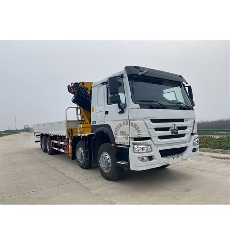 HOWO 6X6 All Driven Flatbed Truck With 16ton Jib Boom Crane Hubei