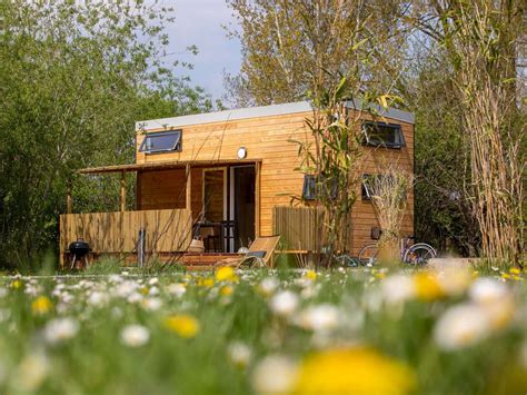 Tiny House Pers Slaapkamers Badkamer Bloemen Au Lac