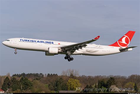 Tc Jnt Turkish Airlines Airbus A Photo By Kilian Fe Ler Id