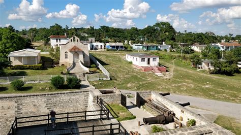 Castillo de Jagua : Cienfuegos Cuba | Visions of Travel