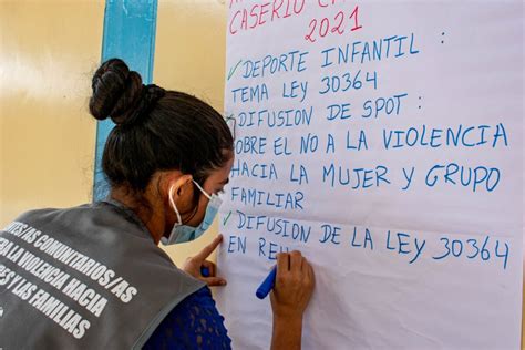 Lideresas Y L Deres Comunales De La Sierra Rural De Piura Presentar N