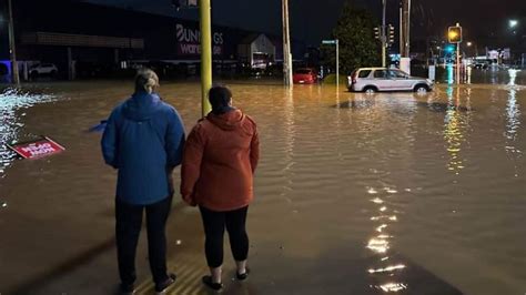 Inundaciones En Auckland Cuatro Muertos Mientras La Ciudad De Nueva