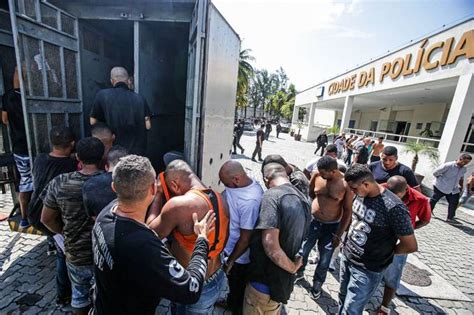 Polícia Faz Operação Contra Milícia No Rio E Prende 12 Pessoas Veja